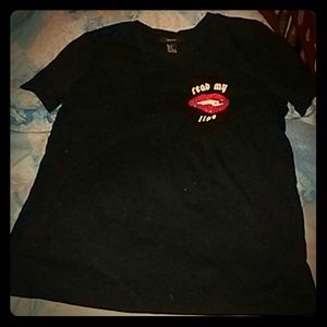 Forever 21 t shirt with red lips gem stone